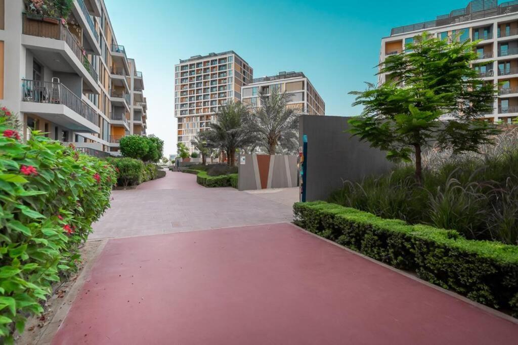 Stonetree - Cozy Fully-furnished 1 Br Apartment Dubai